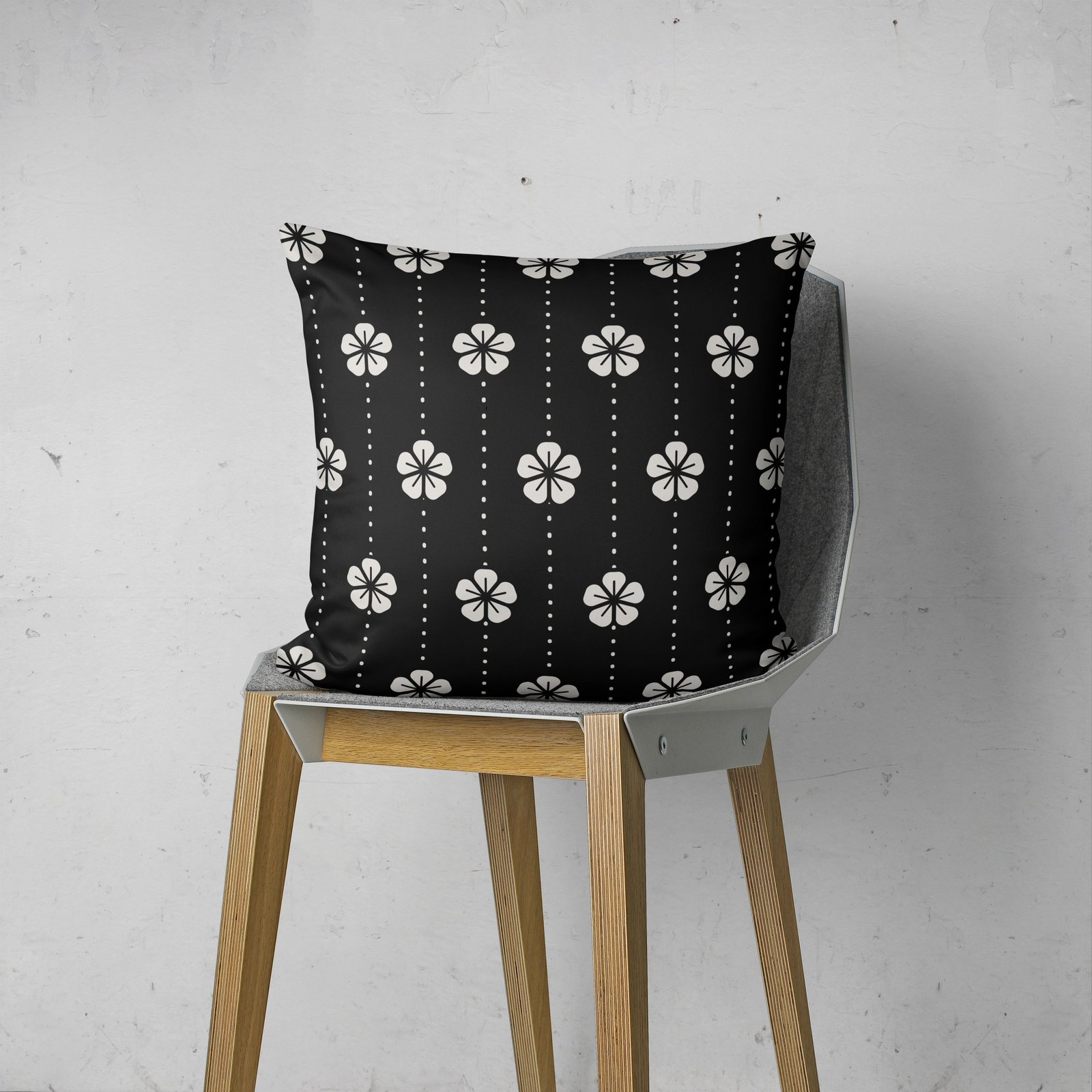 Japanese Pattern Black cushion cover - Image 4